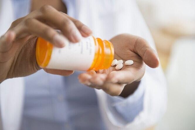 Präventiv Behandlung vun akuter Prostatitis mat Medikamenter